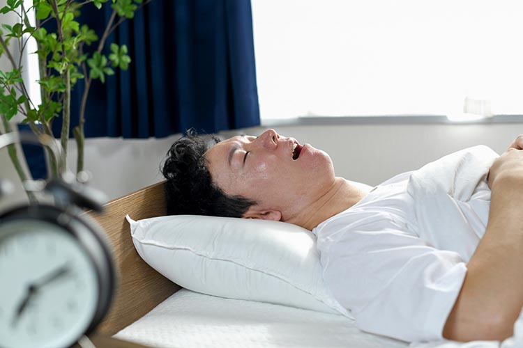 睡眠時無呼吸症候群のイメージ写真